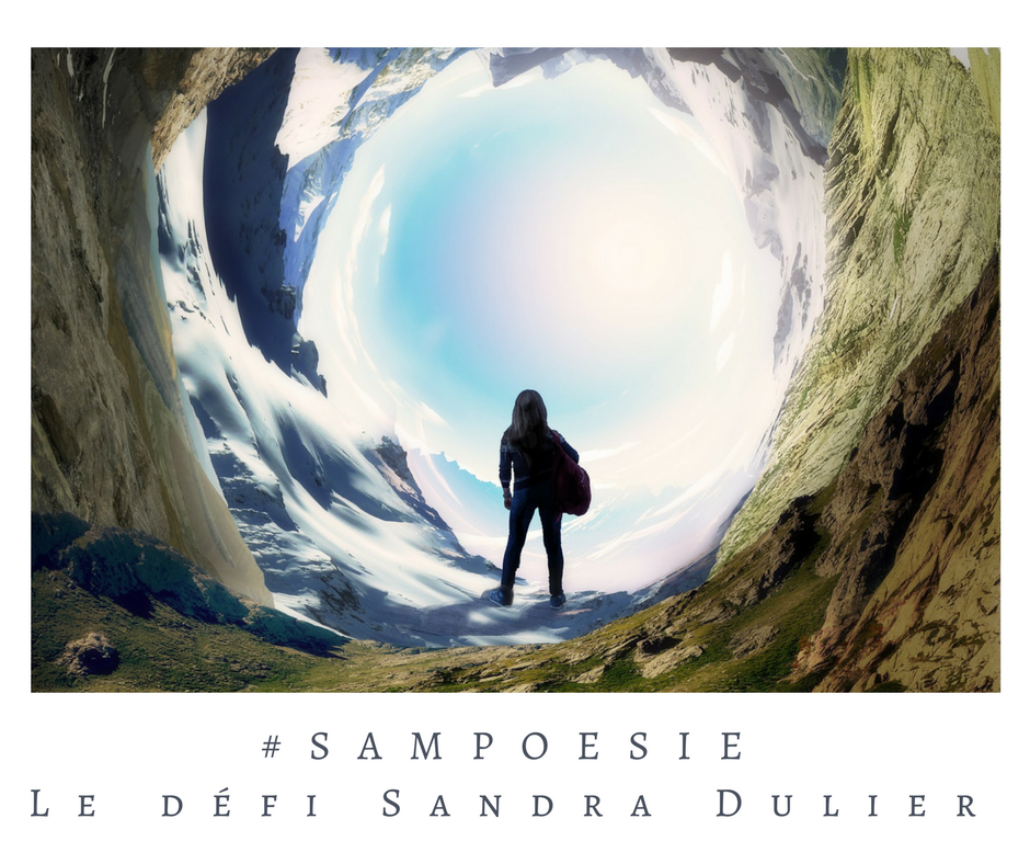 Que vous inspire cette photo ? A vos poèmes #Sampoésie. #inspiration #glacier #femme #aventure #hiver #écrire #poésie.